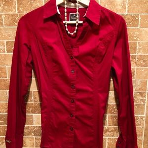 Express Essential button down red